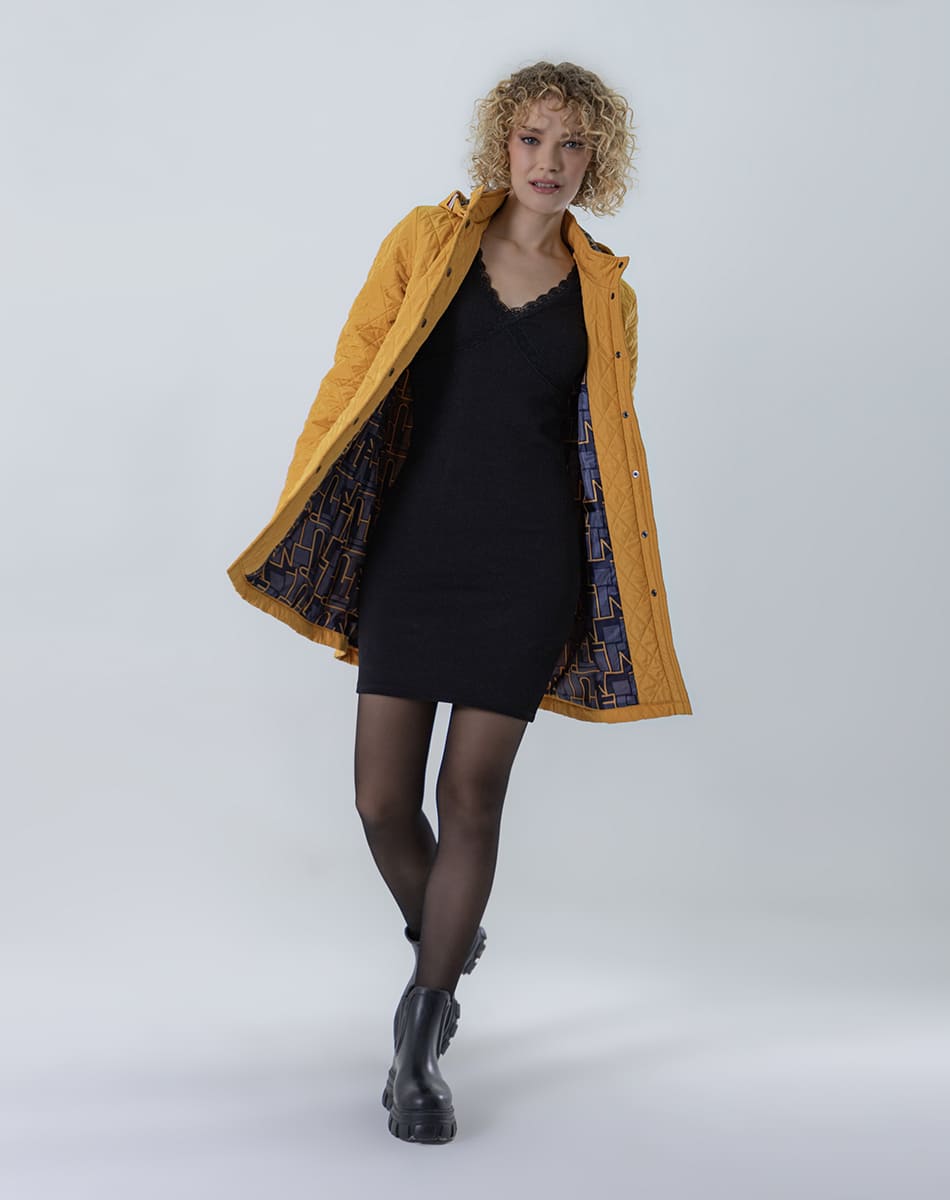 Hooded quilted Jacket