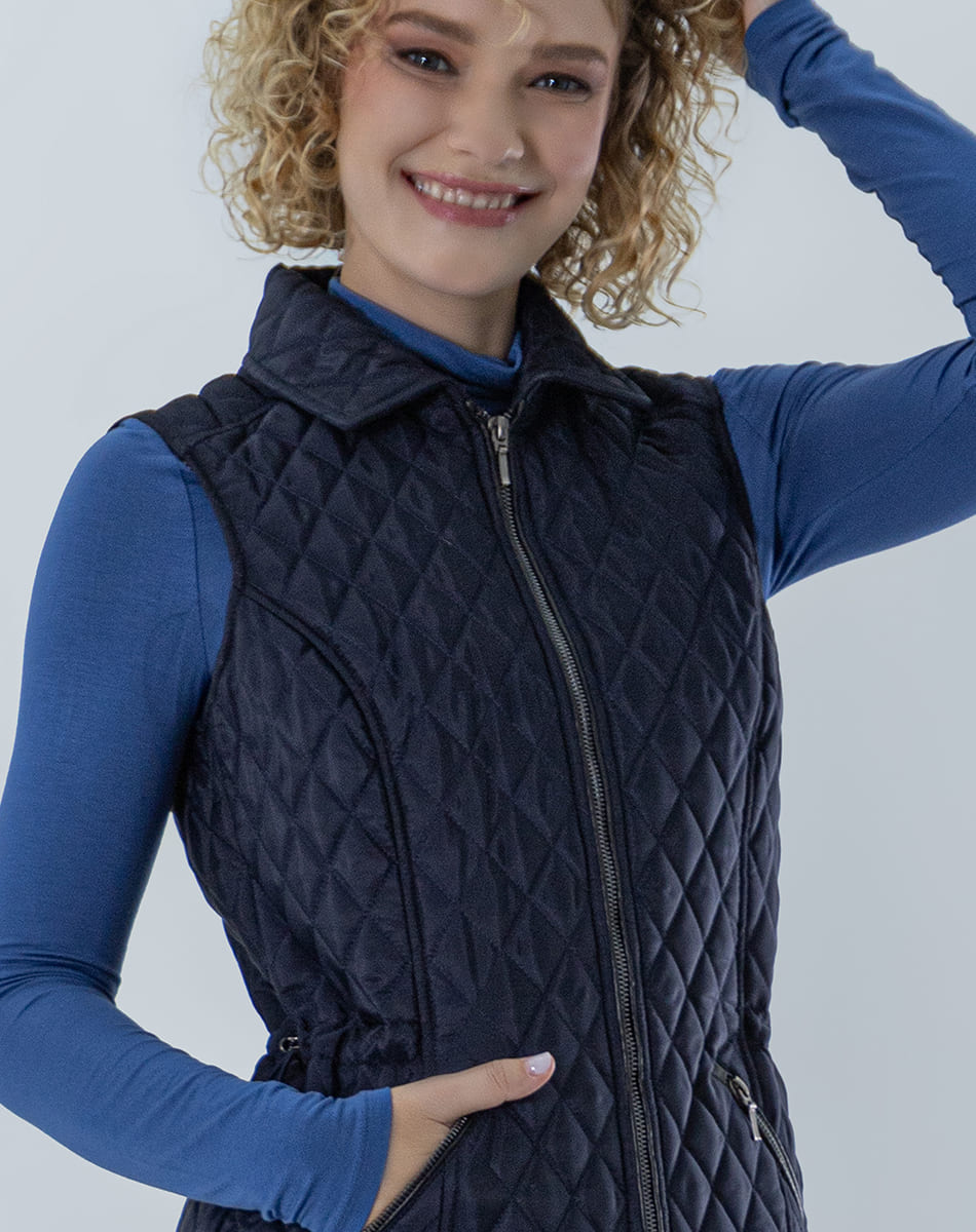 Quilted vest with pockets