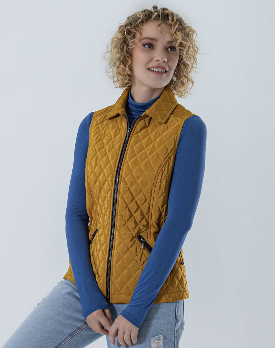 Quilted vest with pockets