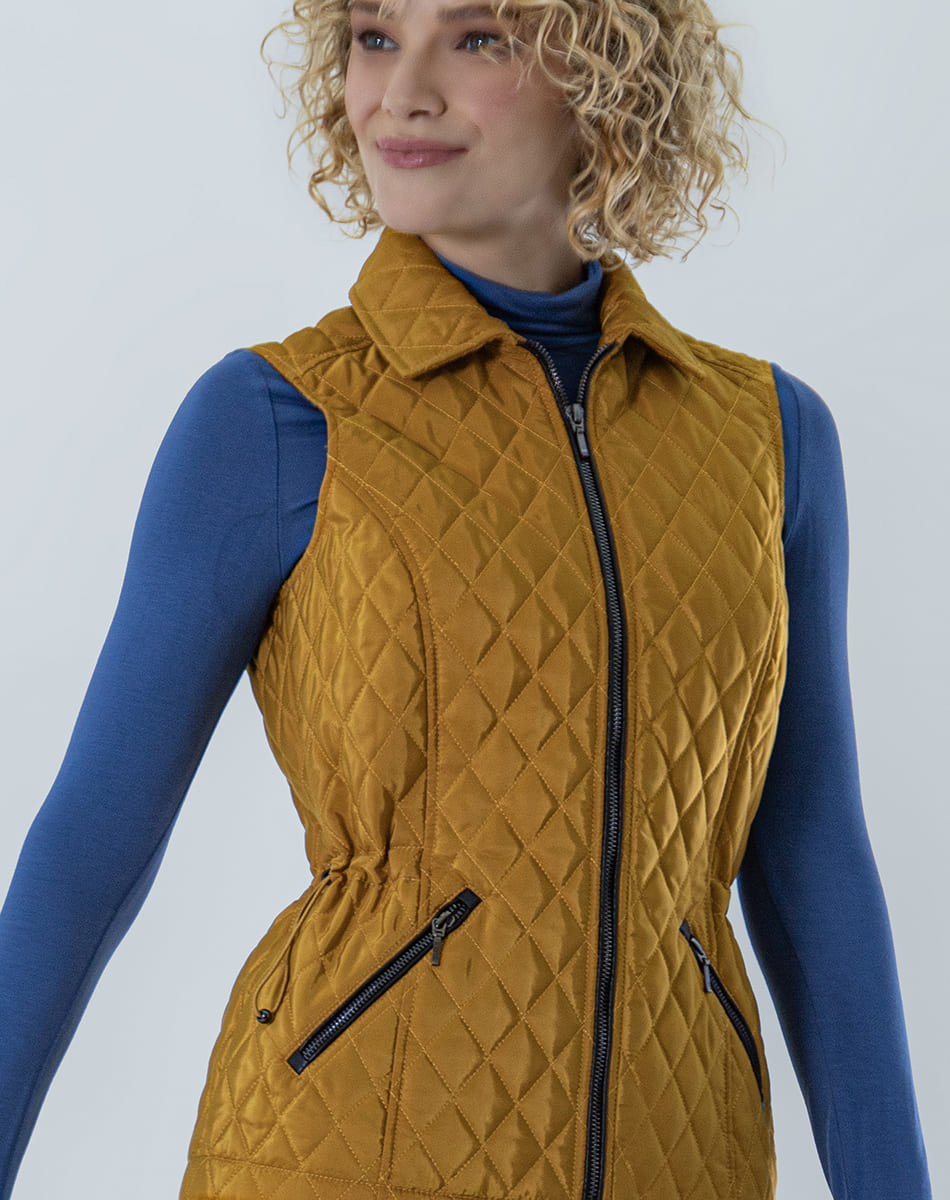 Quilted vest with pockets