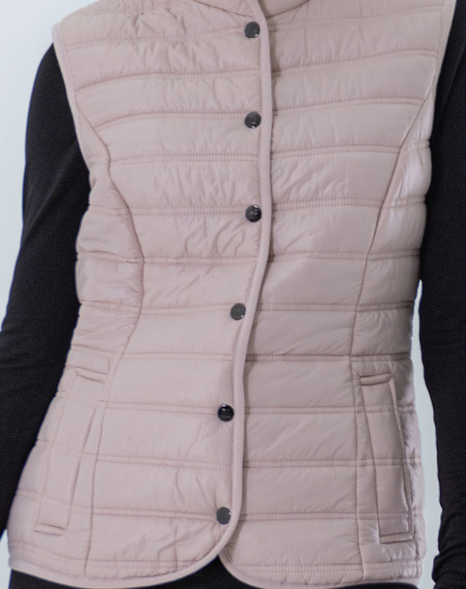 Quilted vest with mao collar