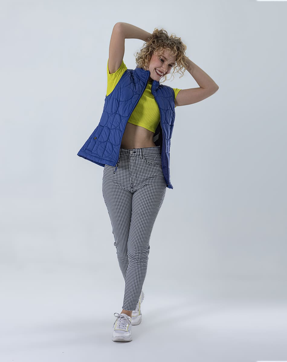 circular quilted pattern vest