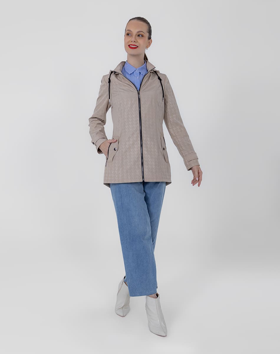 SHYLA | Sporty Short Trench Coat with Print