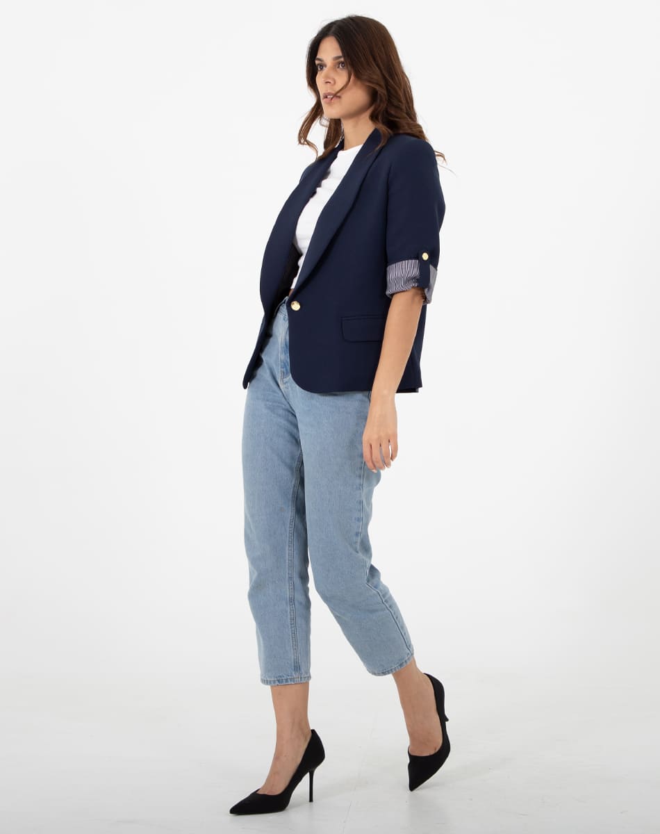 Classic short lenght blazer