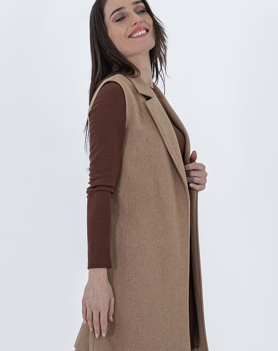 Vest With Double Lapeled Tape