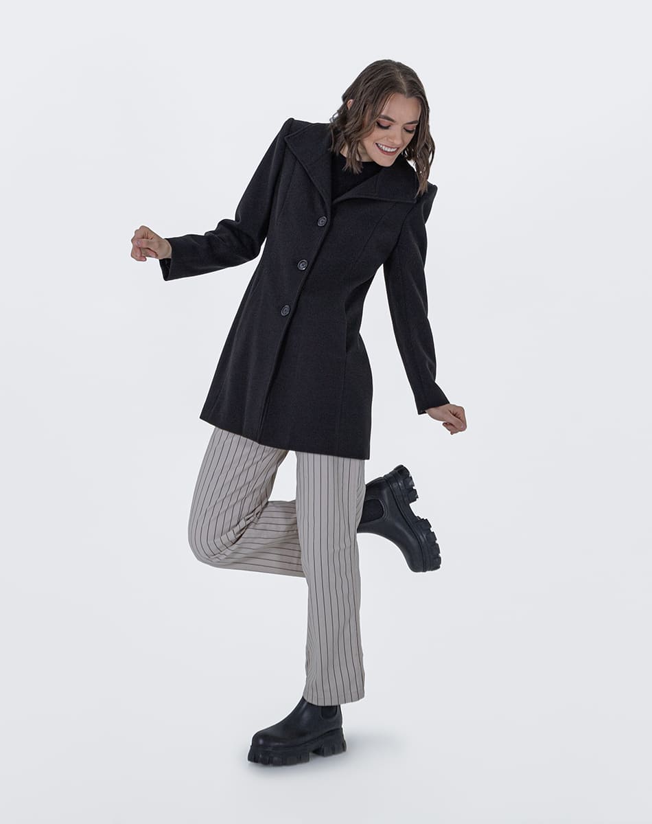 Elegant Coat With Pockets