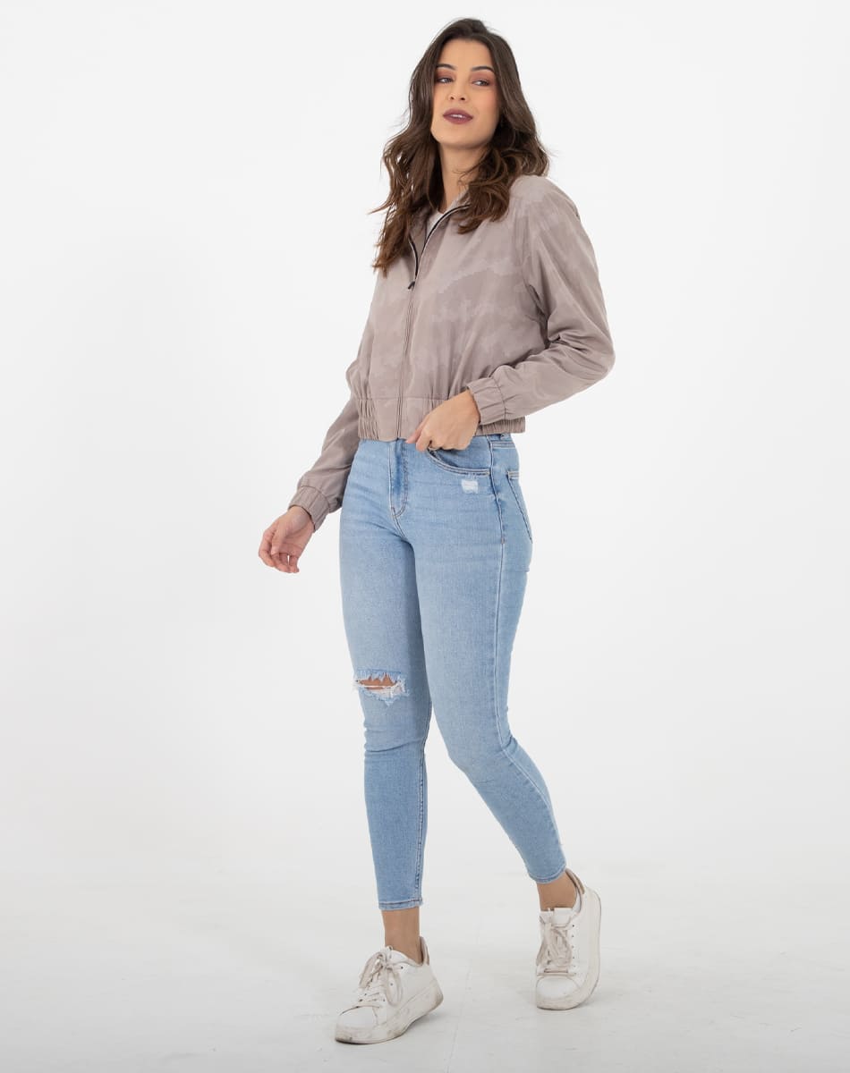 Short length raincoat