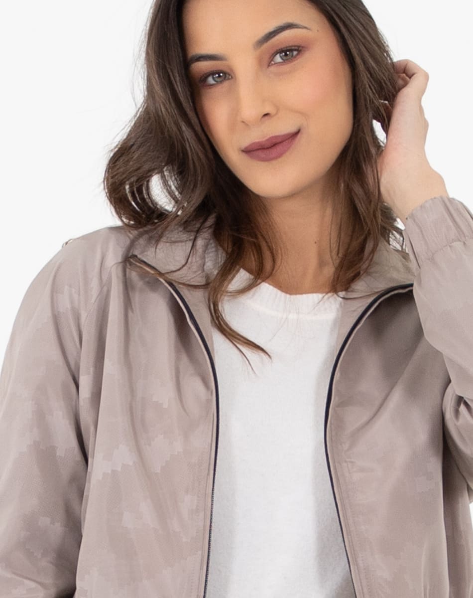 Short length raincoat