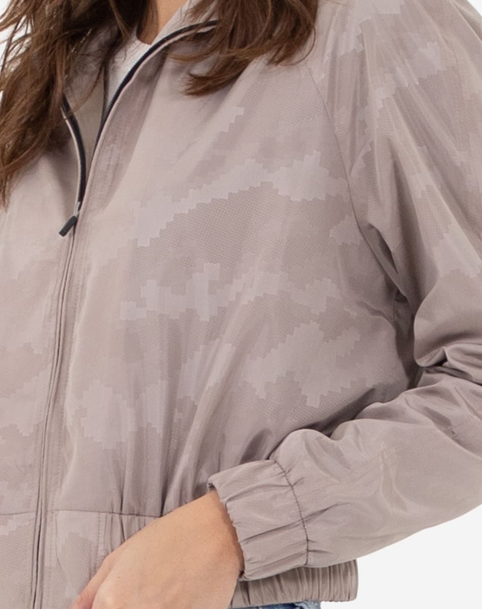 Short length raincoat