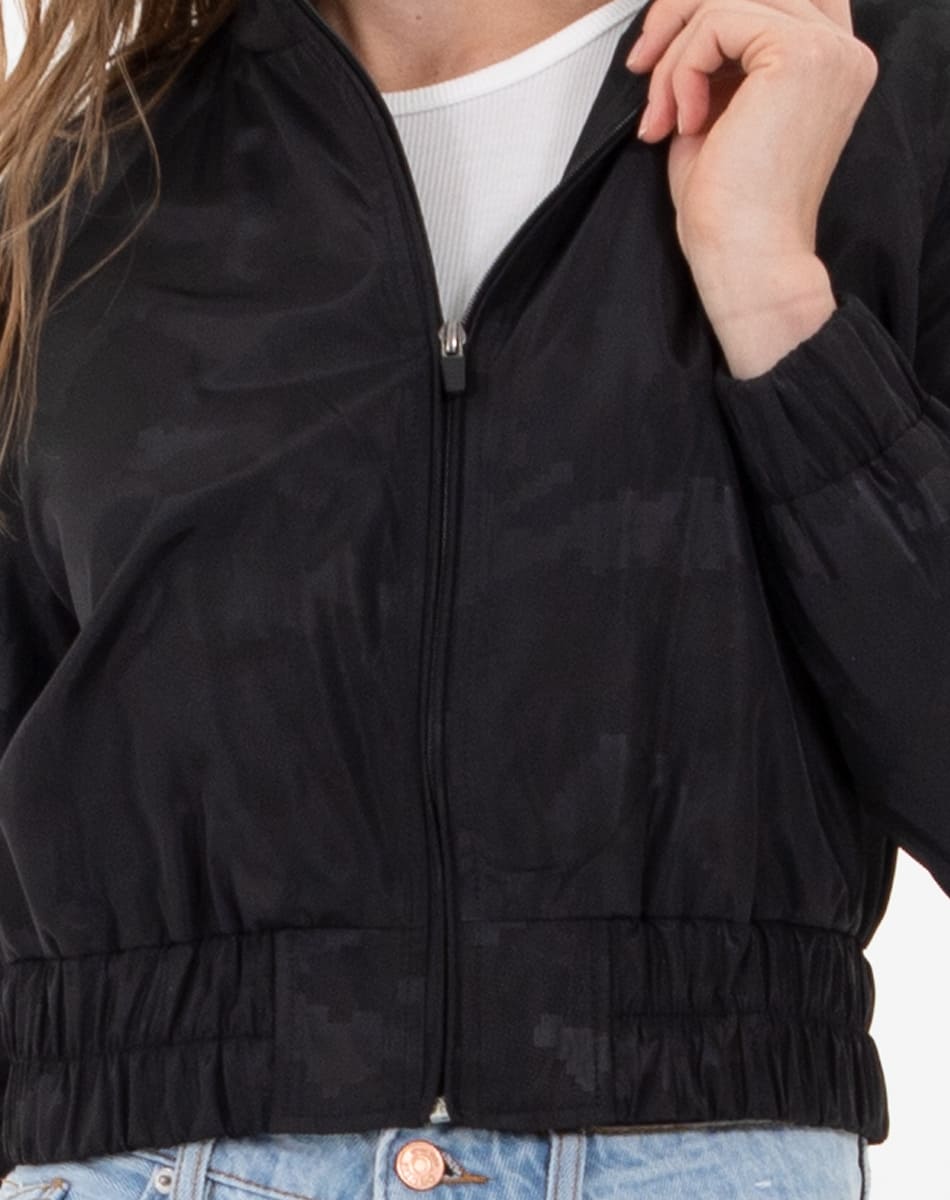 Short length raincoat