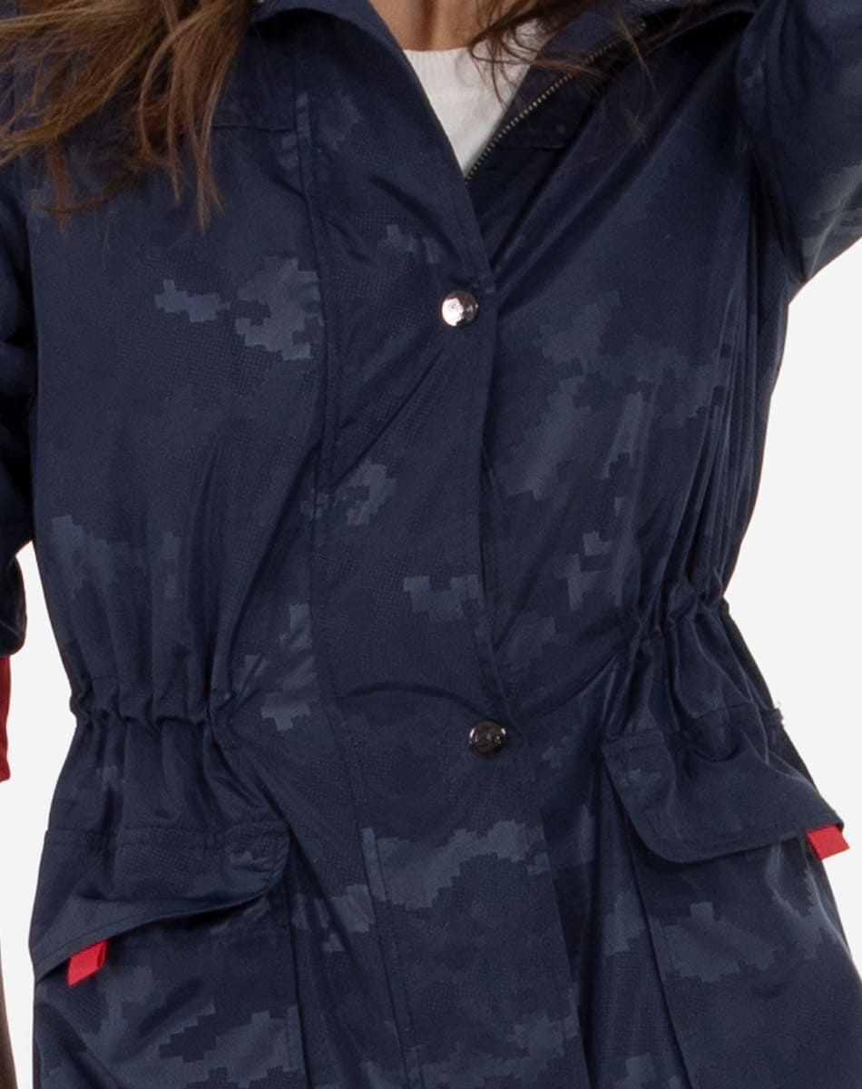 Light raincoat