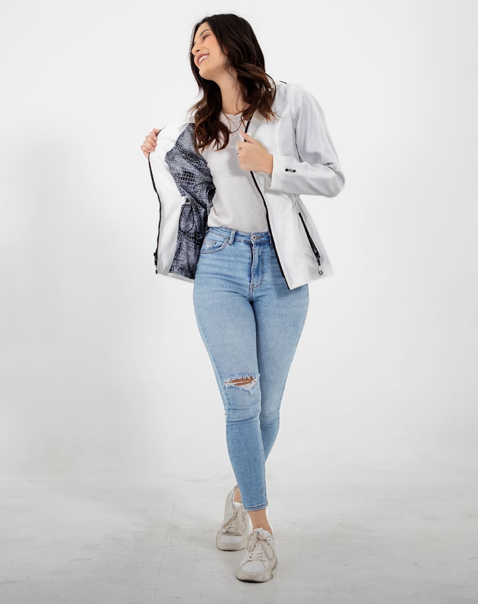Sport raincoat