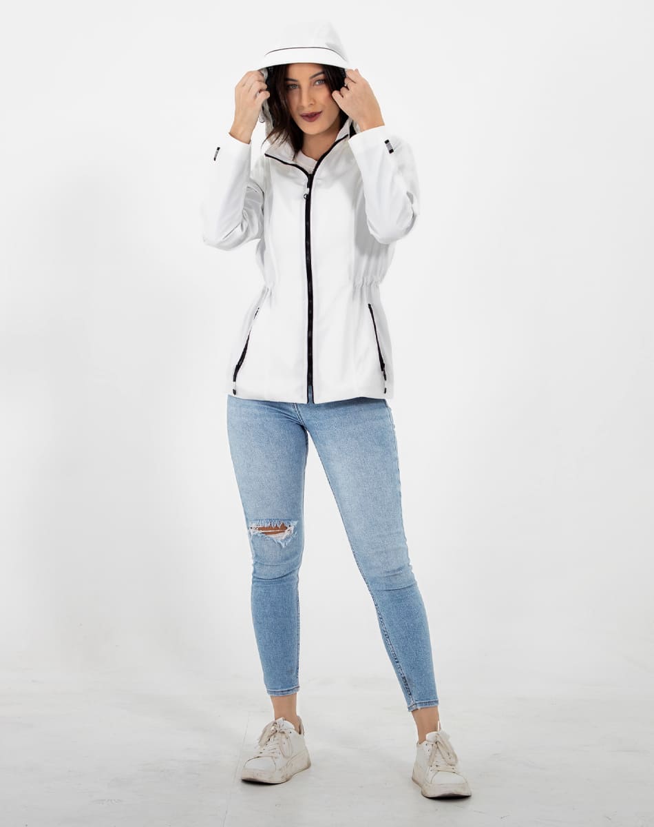 Sport raincoat
