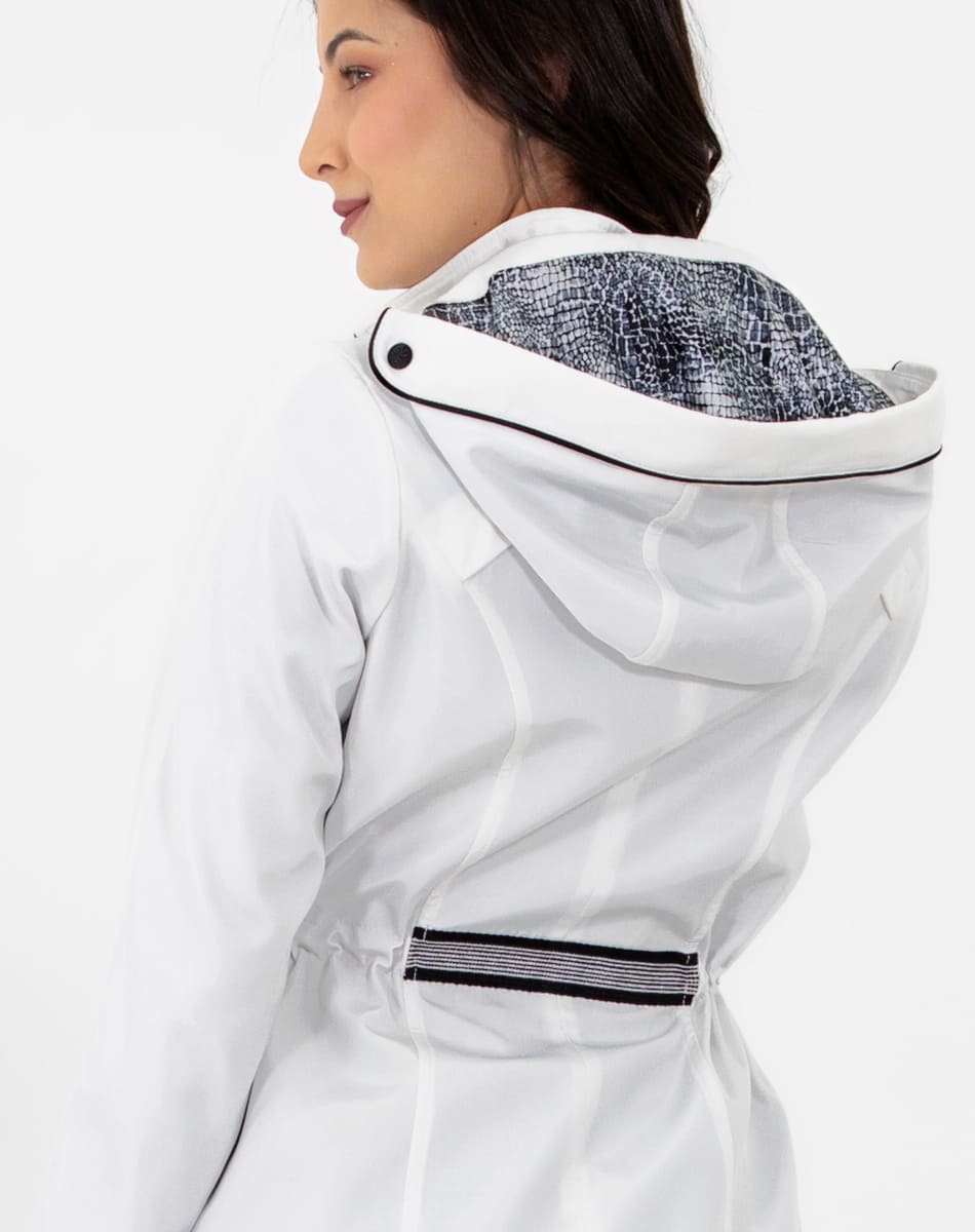 Sport raincoat