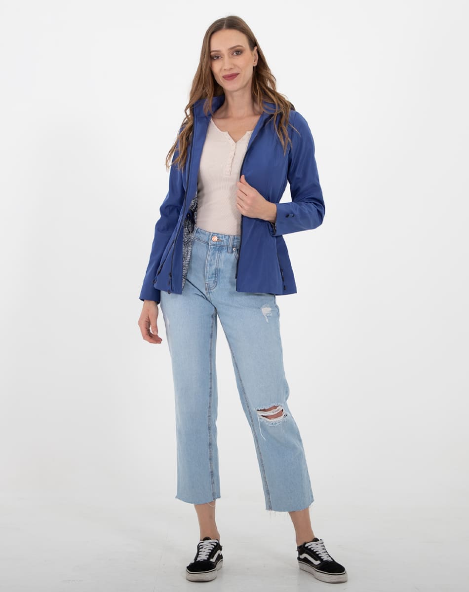 Sport raincoat