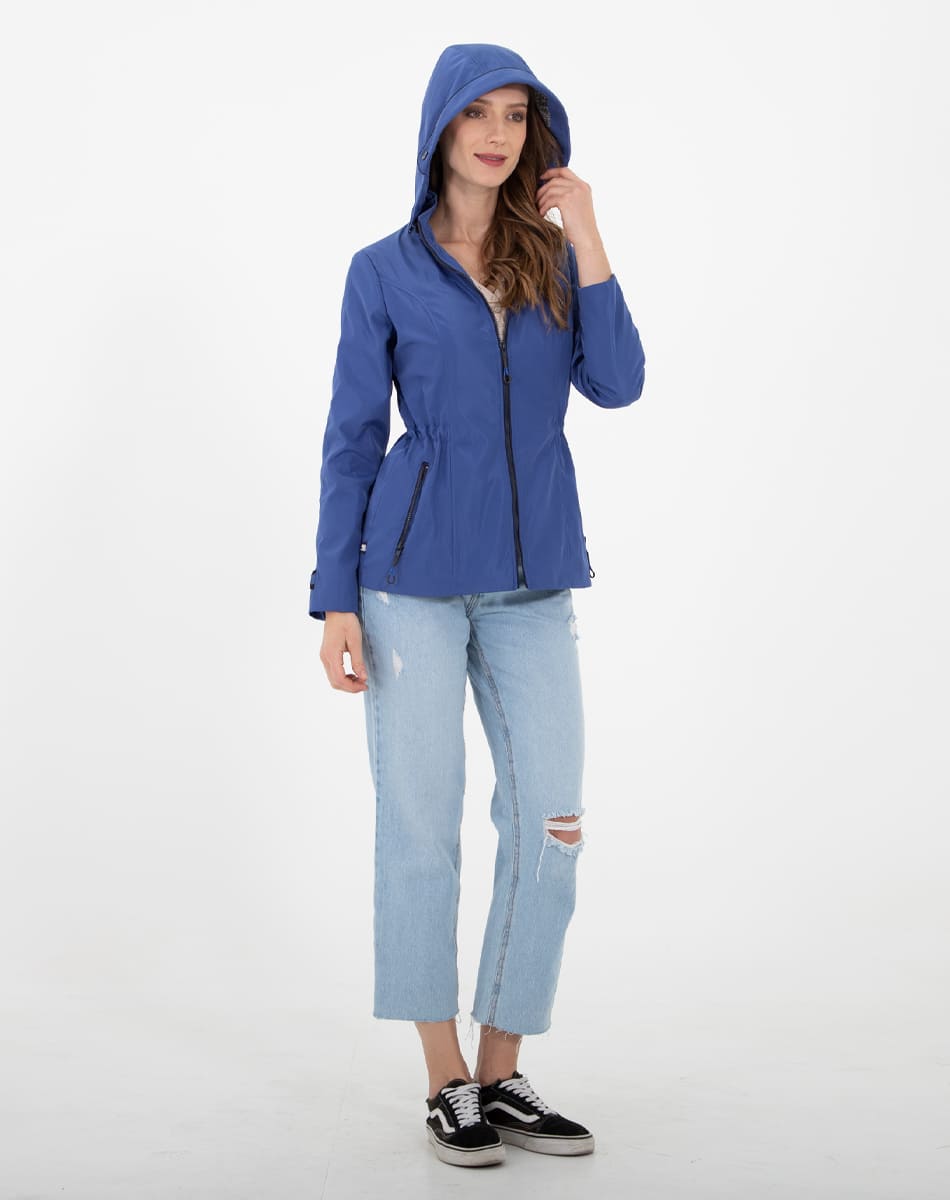Sport raincoat