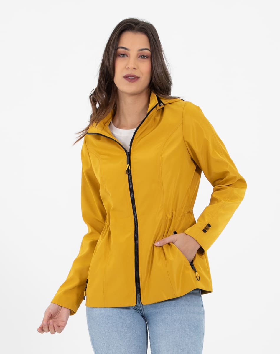 Sport raincoat