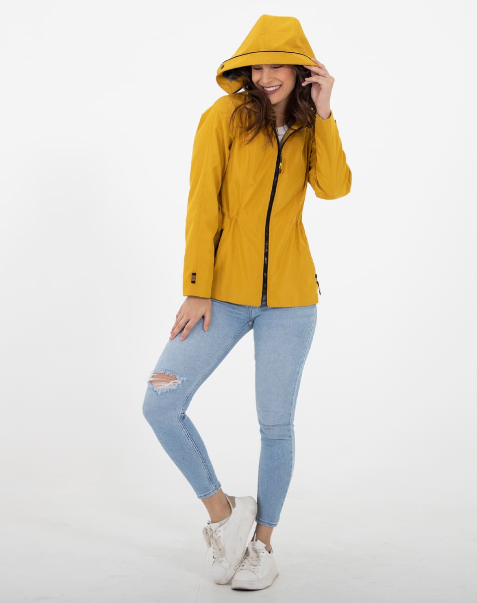 Sport raincoat