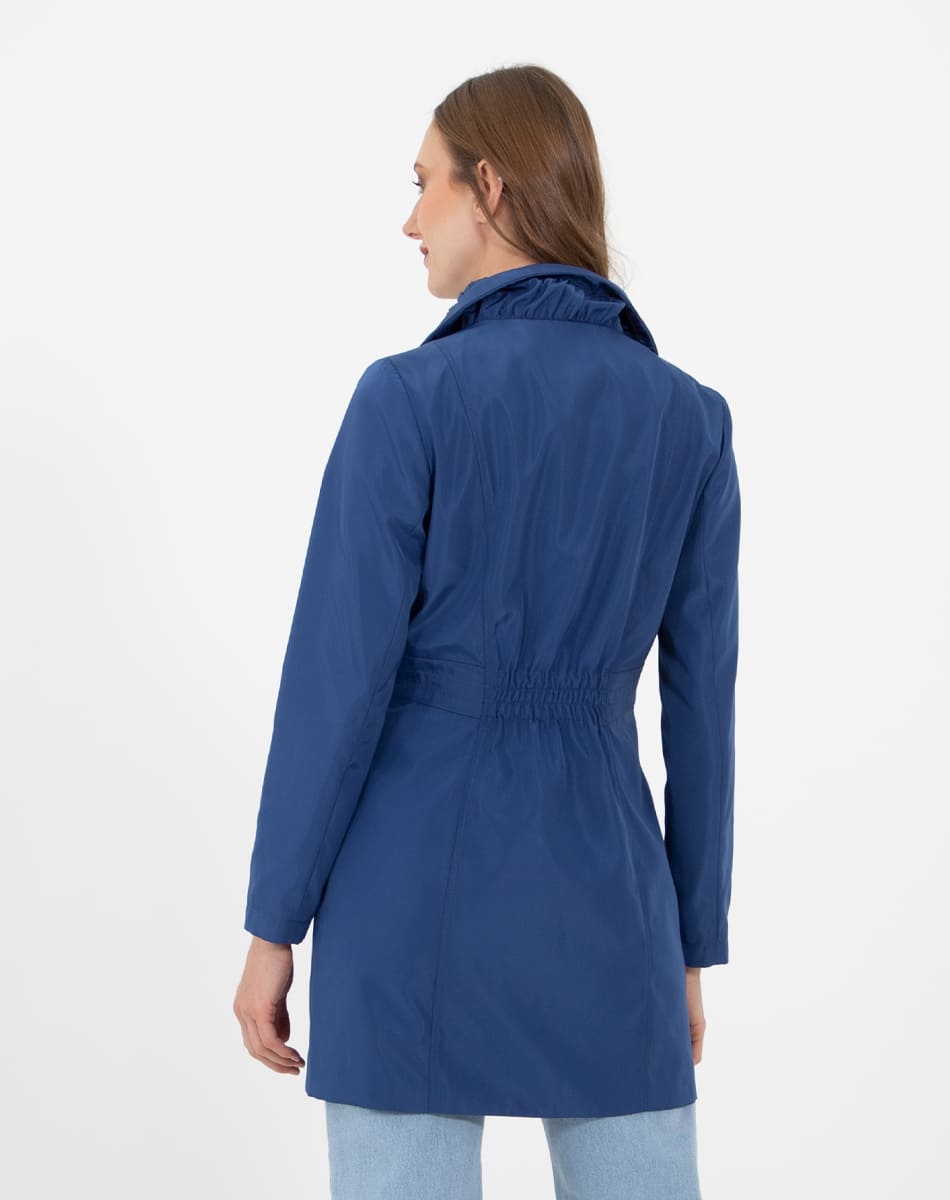 Traditional raincoat