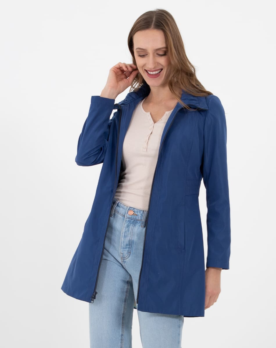 Traditional raincoat