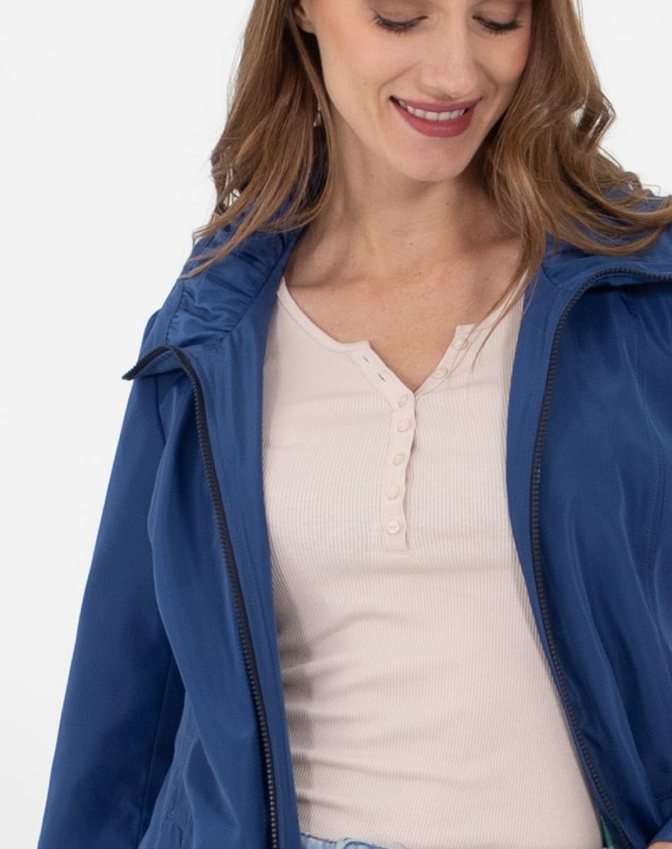 Traditional raincoat