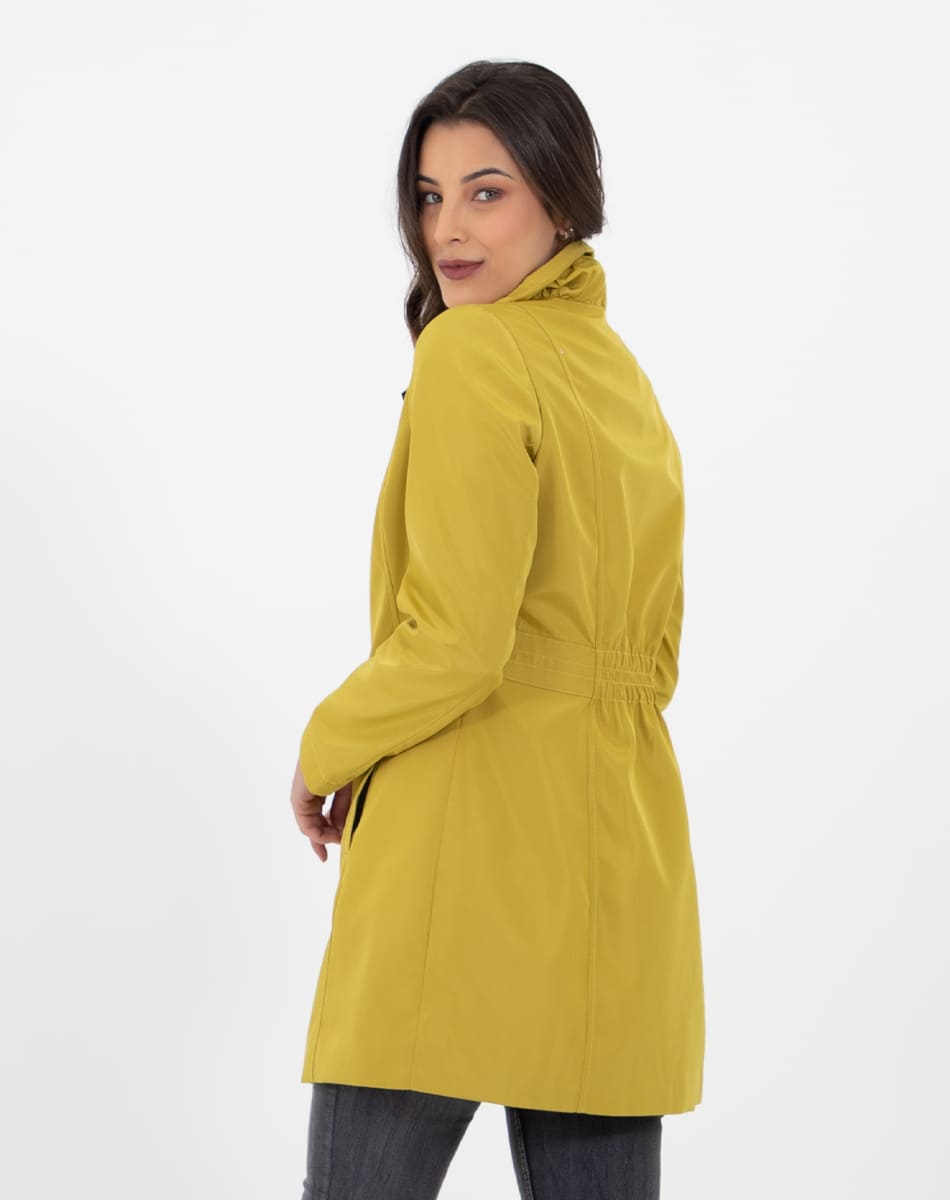Traditional raincoat