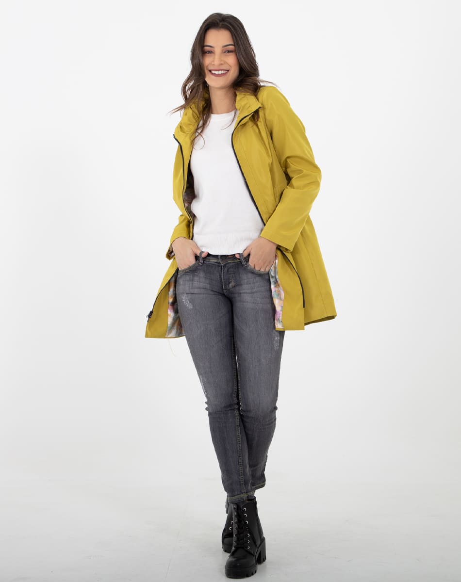 Traditional raincoat