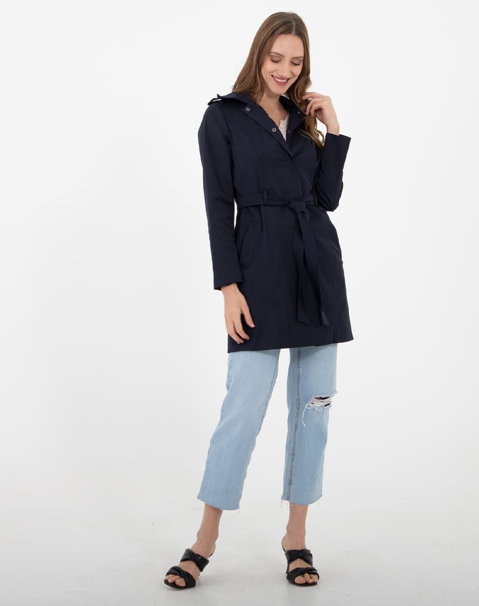 Tie up traditional raincoat