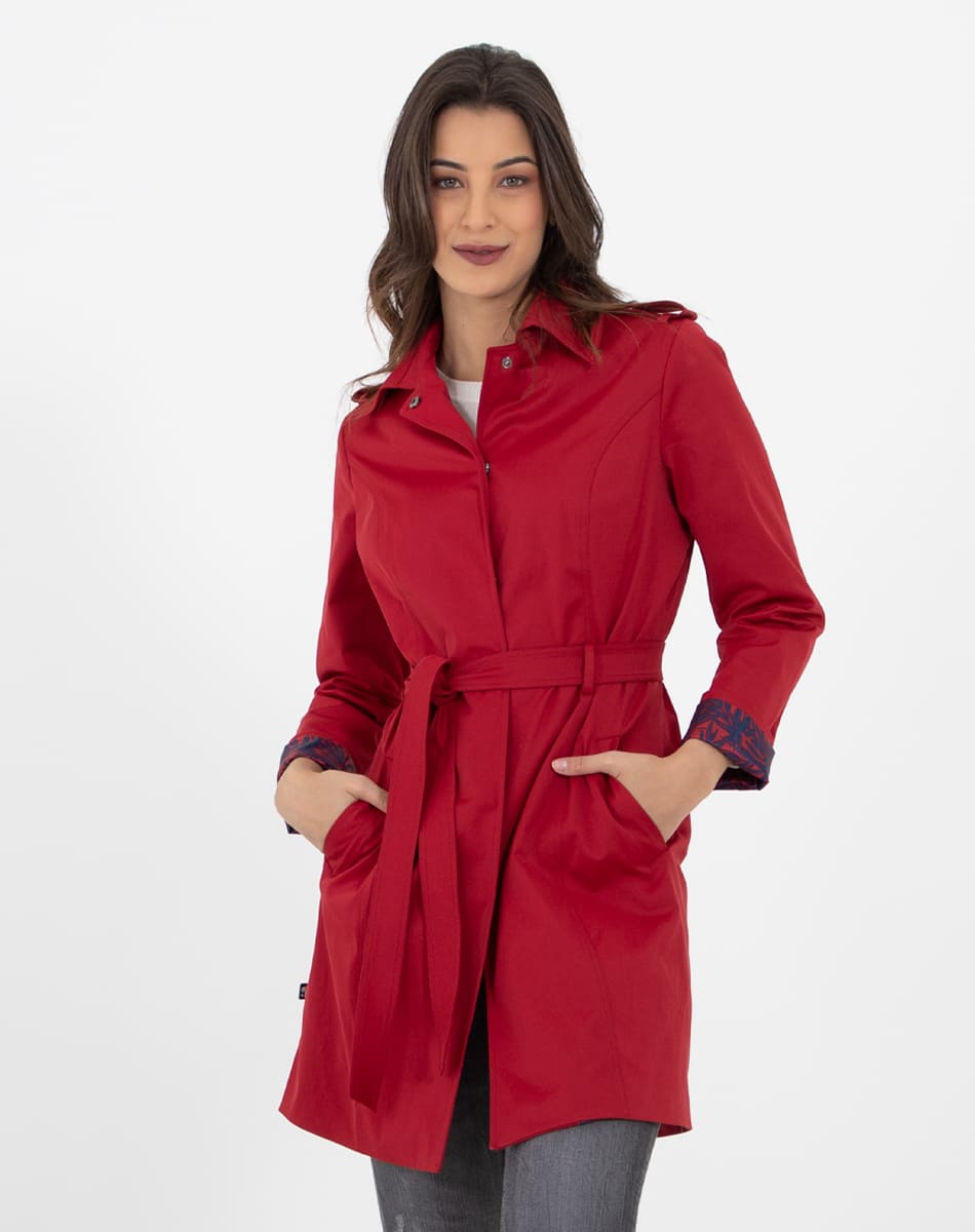 Tie up traditional raincoat