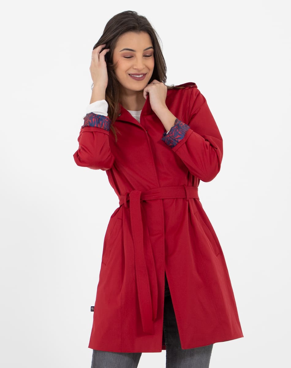 Tie up traditional raincoat