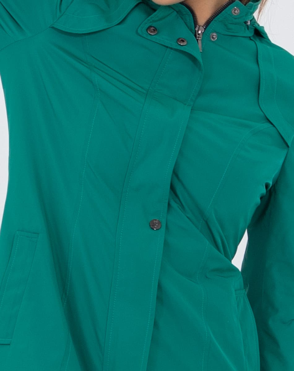 Detachable hood raincoat