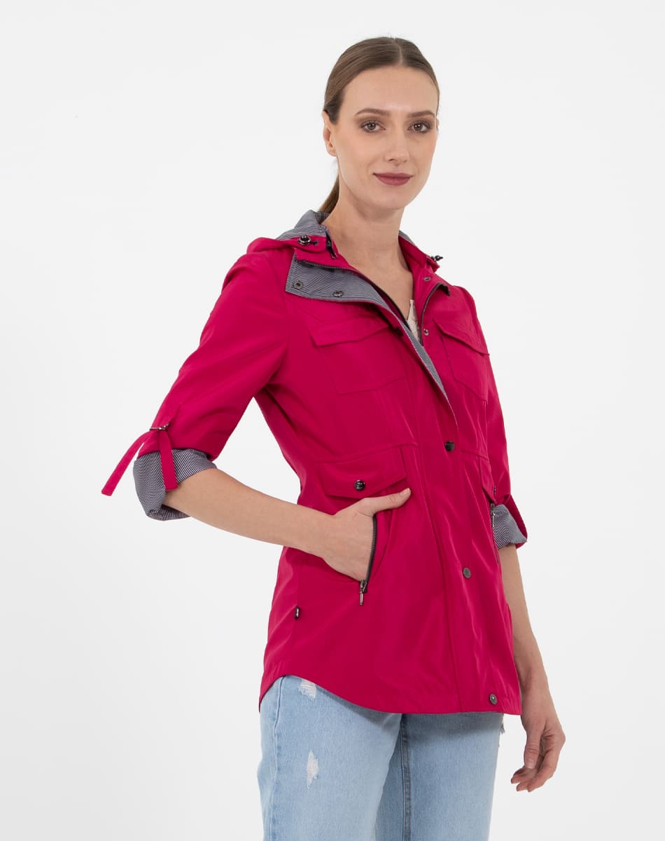 Detachable hood raincoat