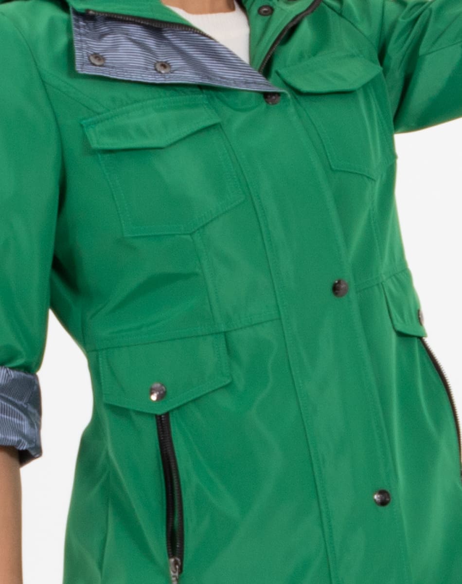 Detachable hood raincoat