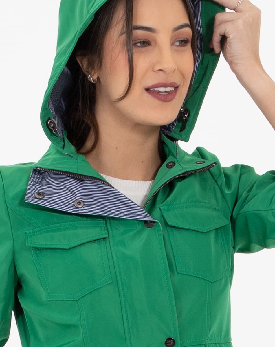 Detachable hood raincoat