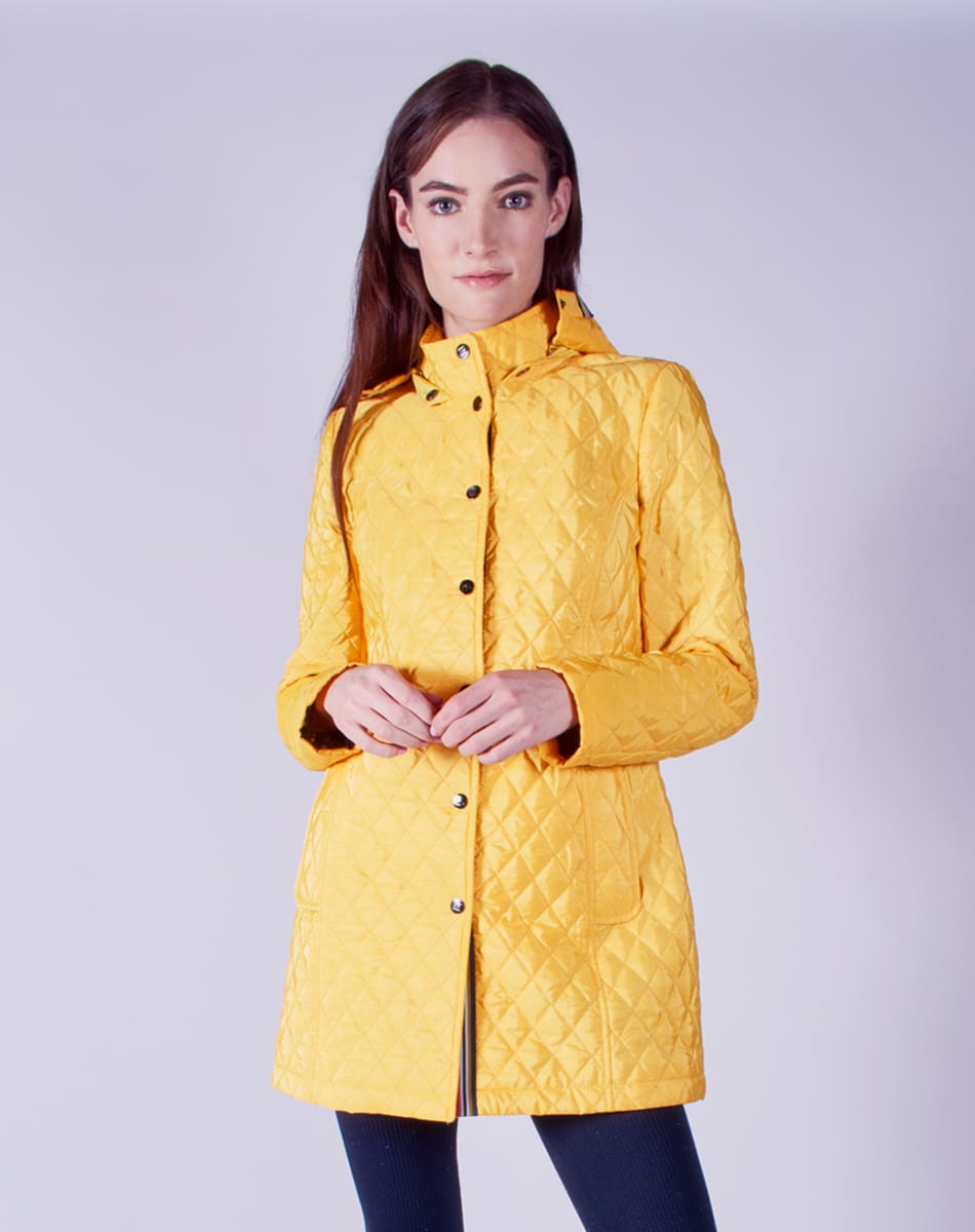 Detachable hood jacket