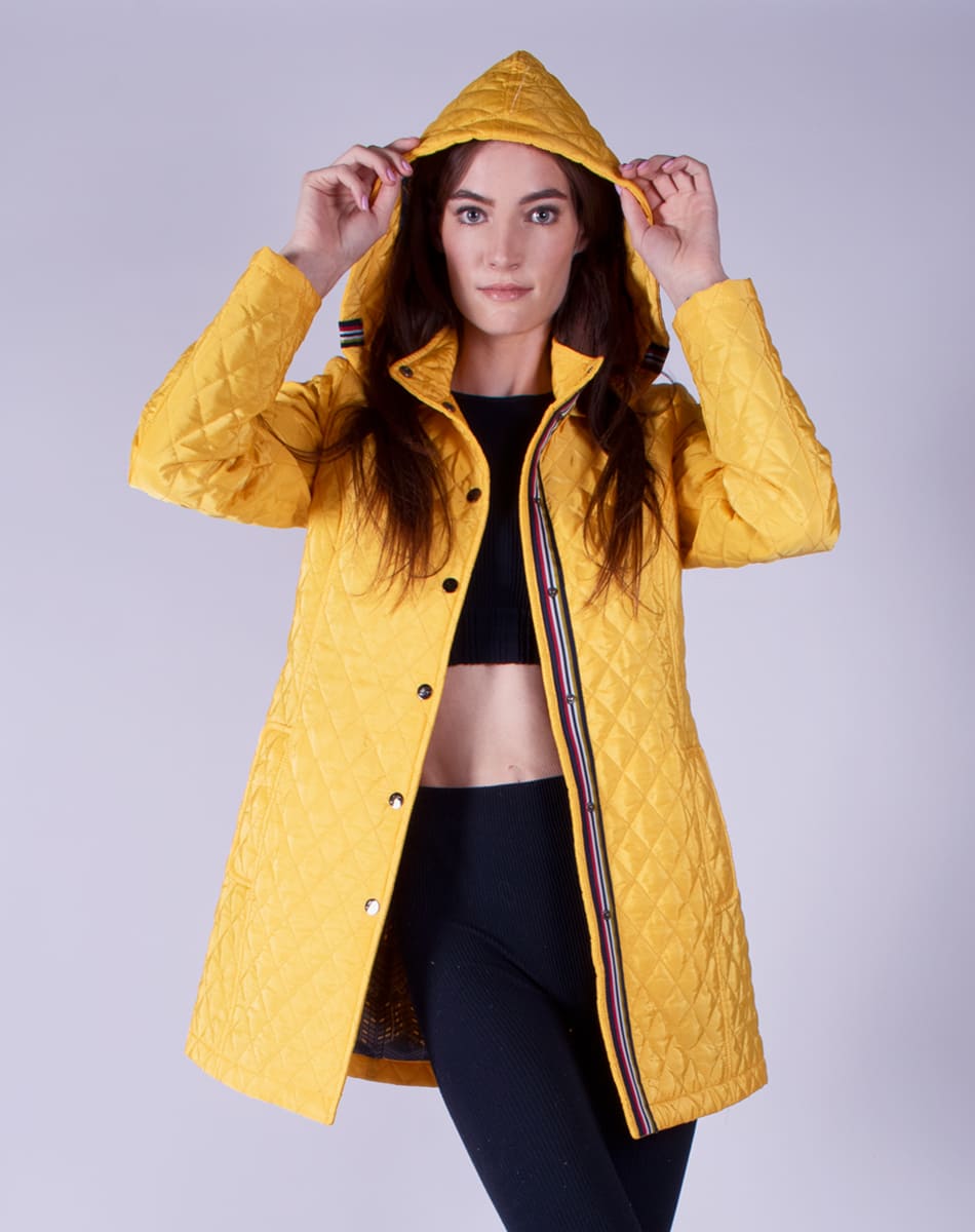 Detachable hood jacket