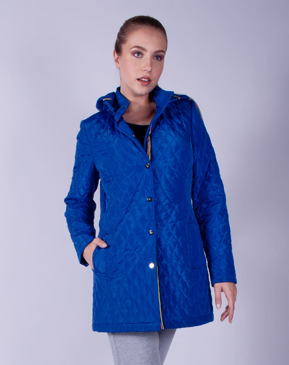 Detachable hood jacket