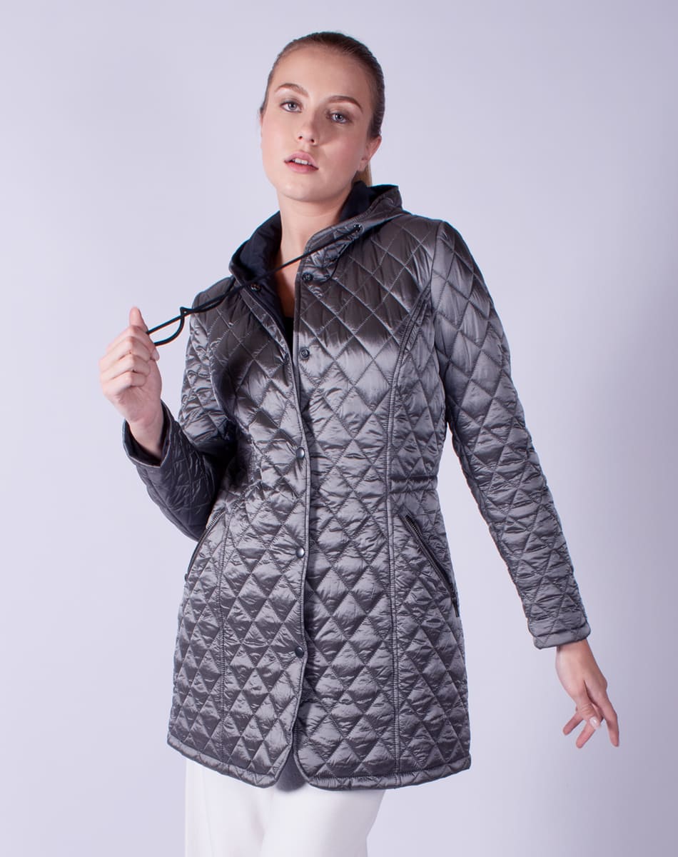 Capitoned jacket with hat