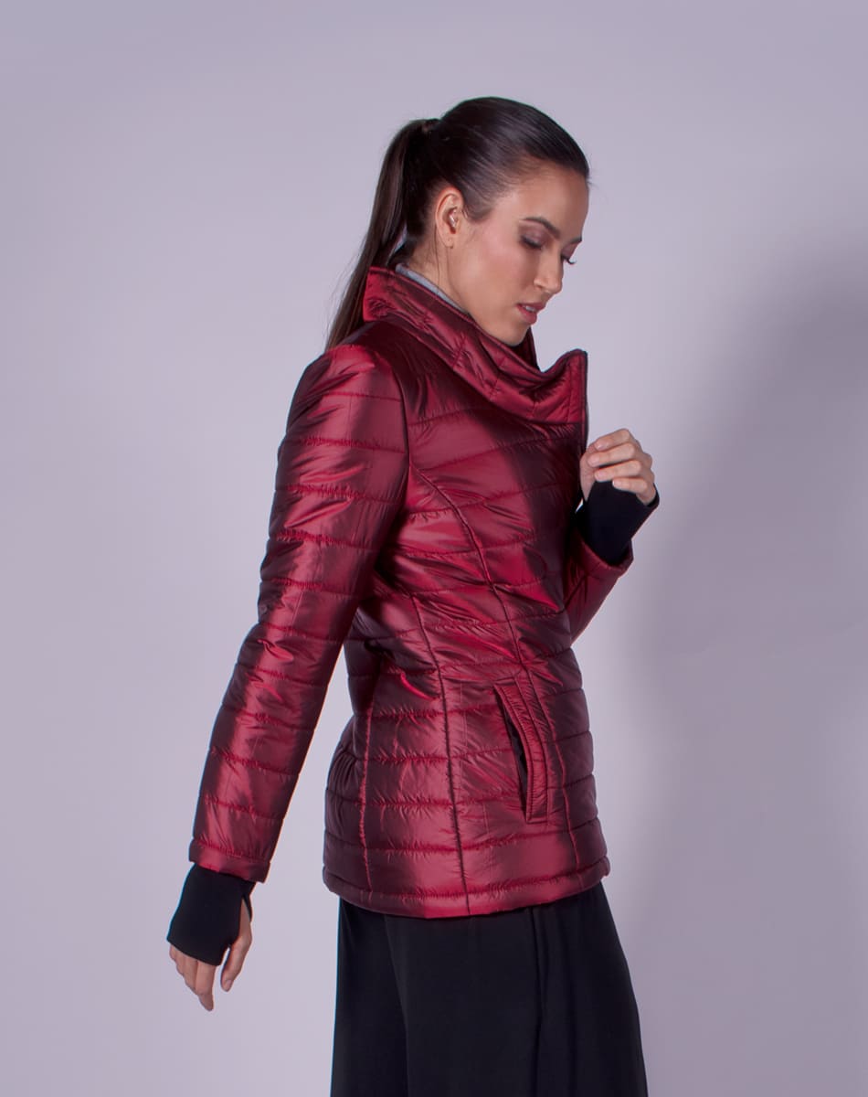 Jacket with integrated cuffs