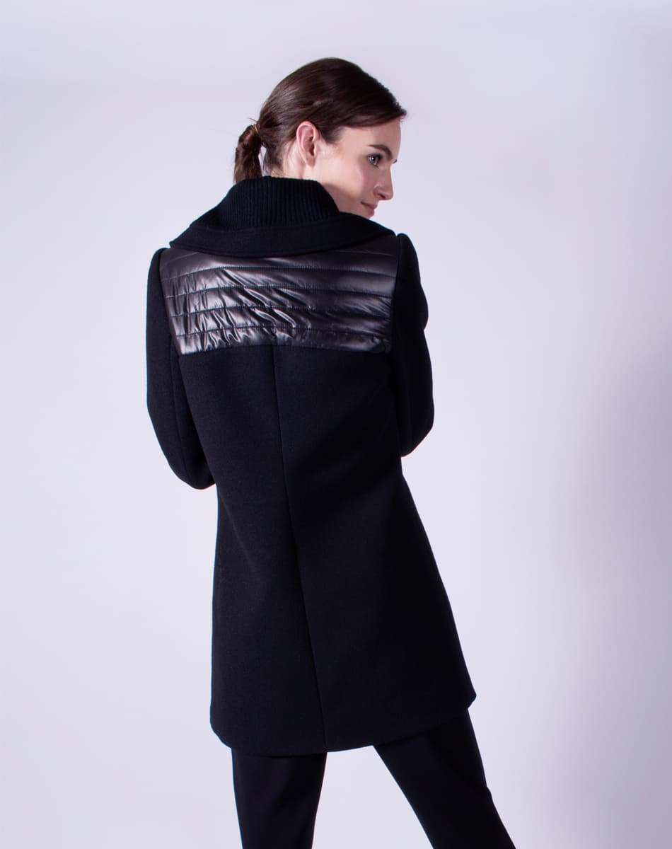 Coat combination of textures