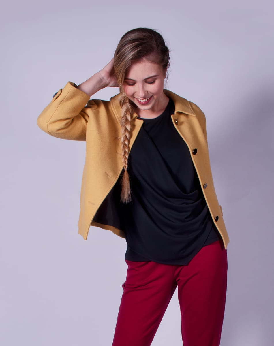 Short coat