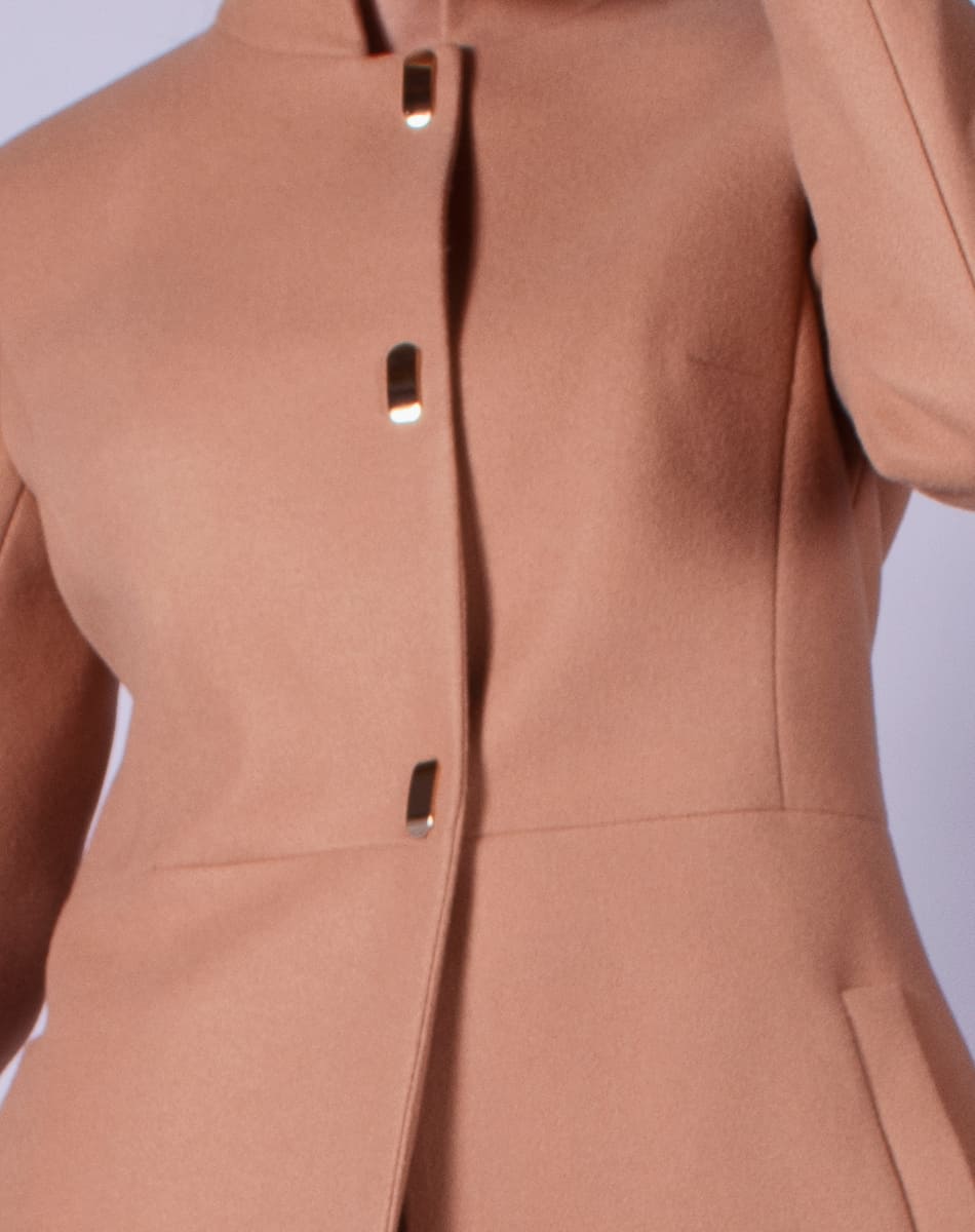 Elegant long coat