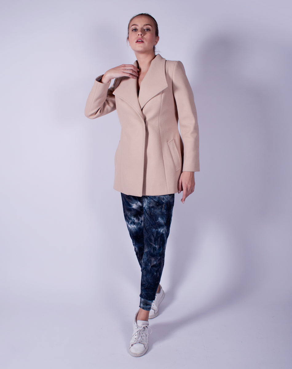 Double breasted coat