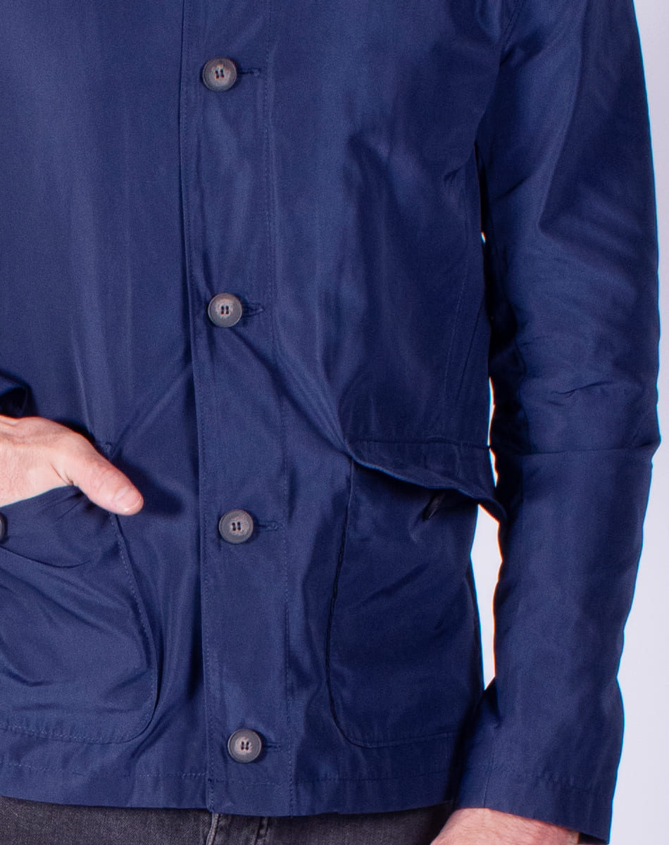 Water repellent lightwear