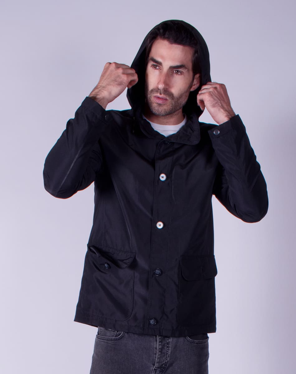 Water repellent lightwear