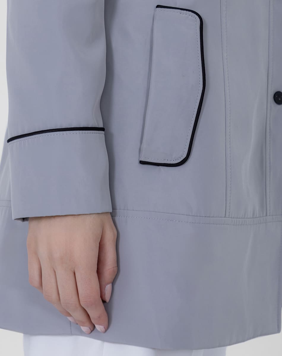 SHYLA | LONG TRENCH COAT WITH BROOCHES IN THE FRONT