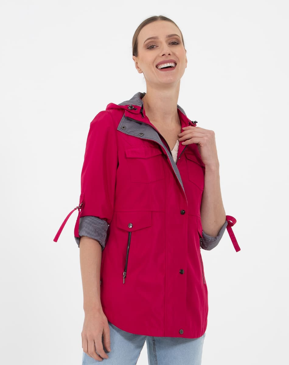 Detachable hood raincoat