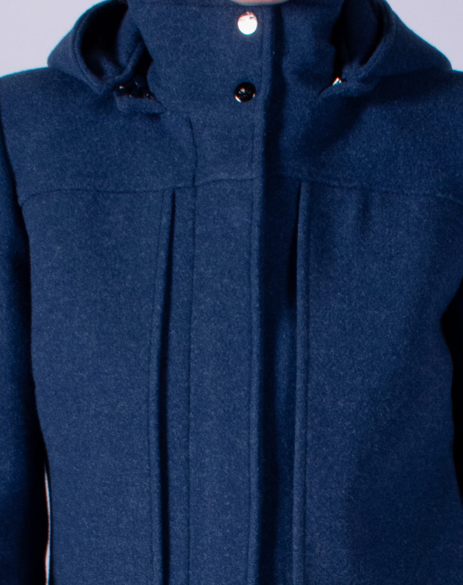 Coat with detachable hood